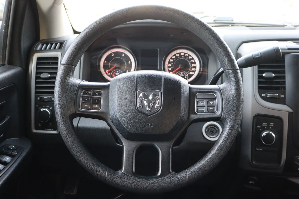 Used 2016 RAM 2500 Tradesman w/ Chrome Appearance Group AWD/4WD image 18