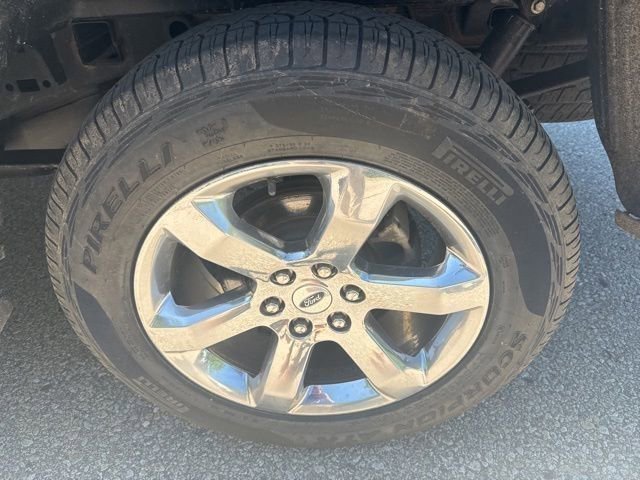 Used 2022 Ford F150 Lariat w/ Equipment Group 502A High AWD/4WD image 9