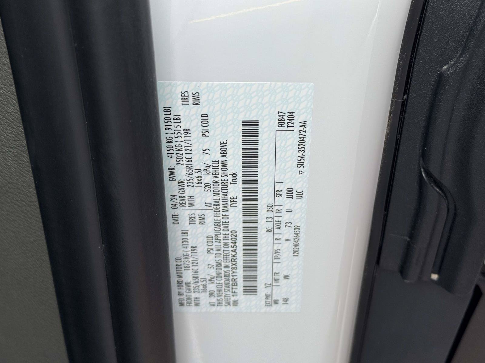 Used 2024 Ford Transit 250 Low Roof RWD image 17
