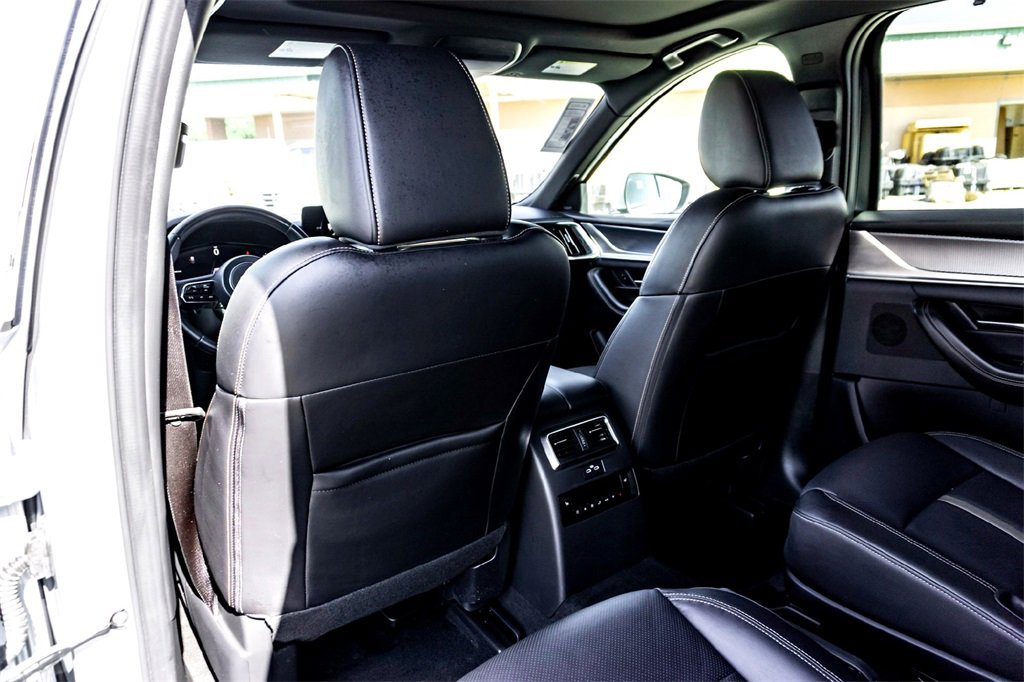 Used 2025 MAZDA CX-90 3.3 Turbo w/ Premium Plus Pkg image 28