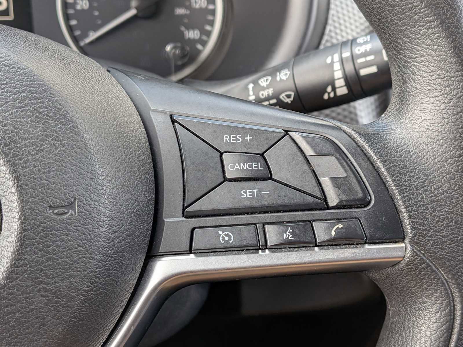 Used 2020 Nissan Kicks SV image 23