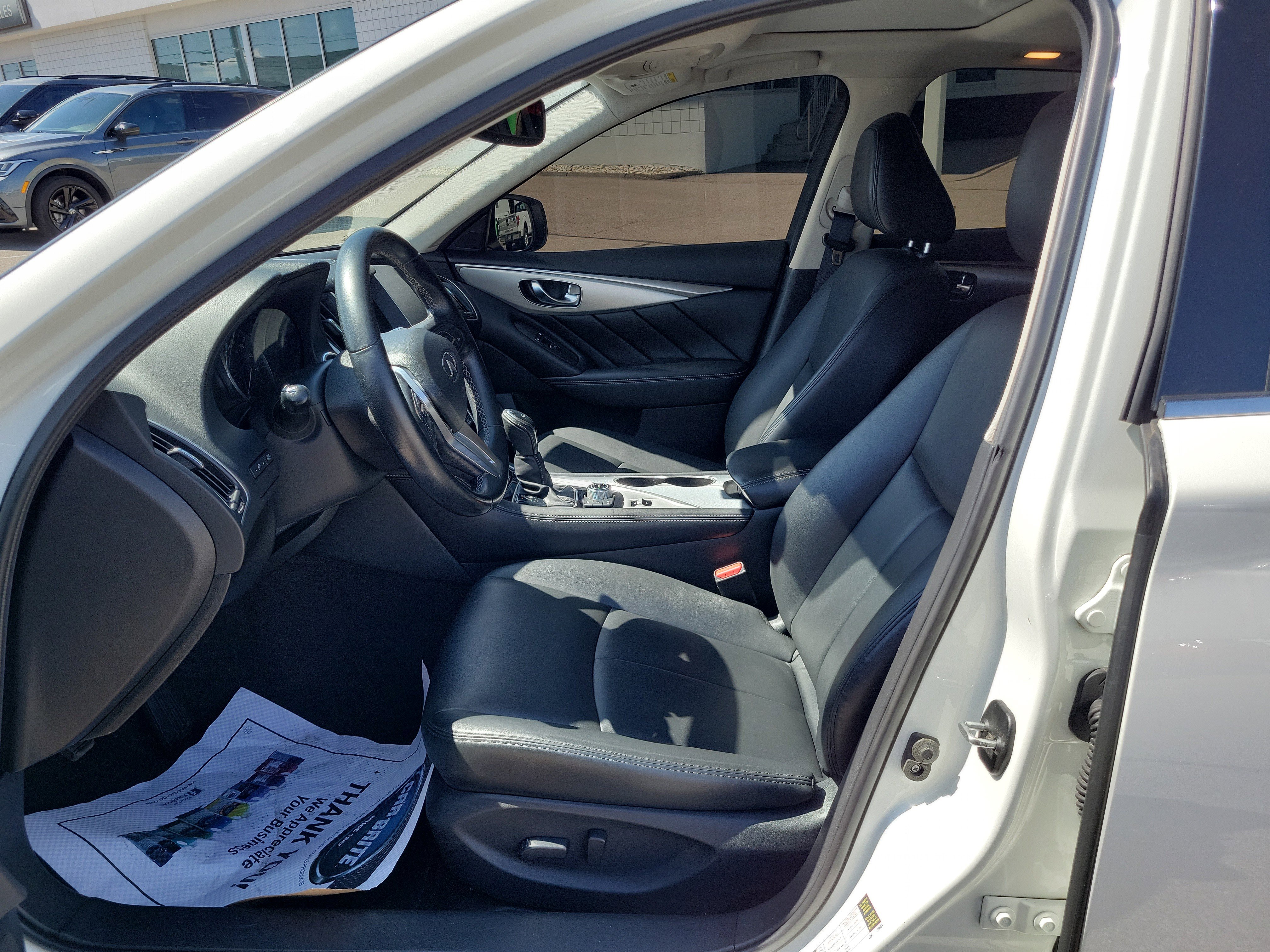 Used 2020 INFINITI Q50 Luxe image 16