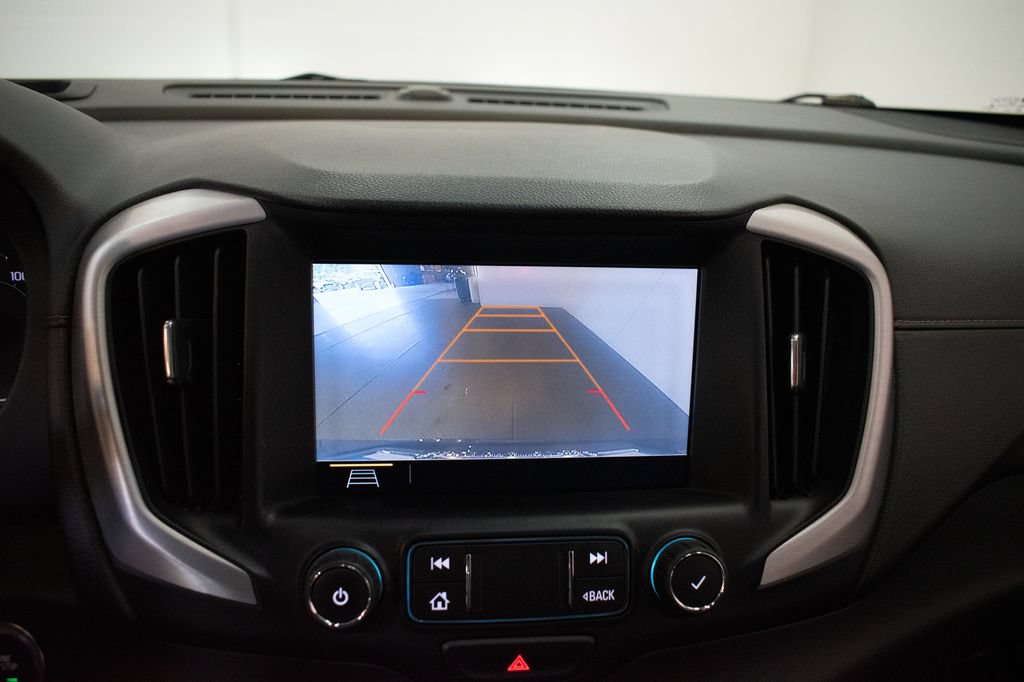 Used 2020 GMC Terrain SLE w/ Driver Convenience Package AWD/4WD image 16