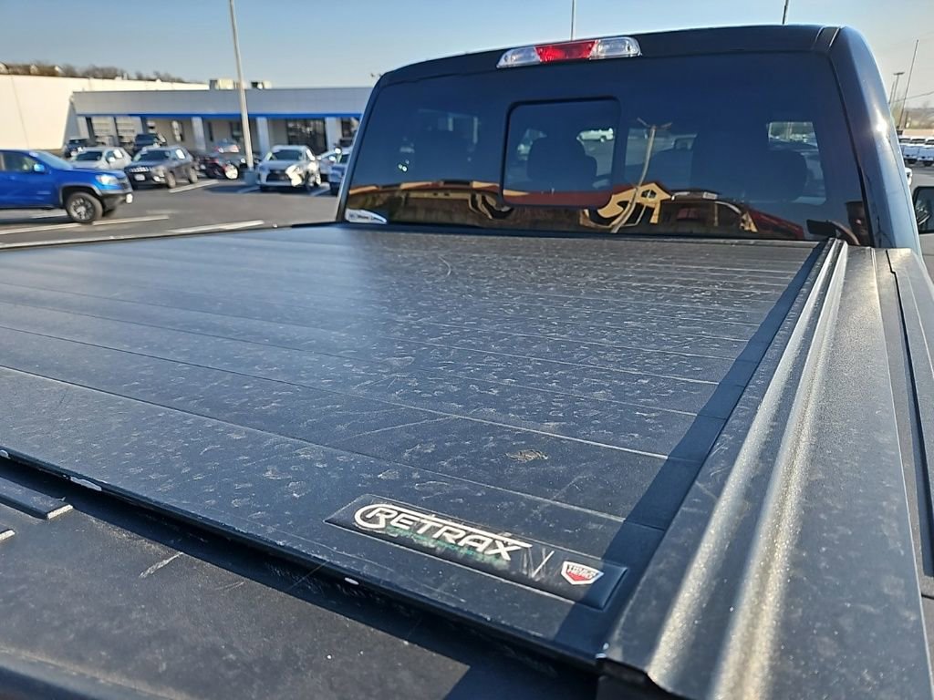 Used 2017 Ford F150 XLT w/ Equipment Group 302A Luxury image 8