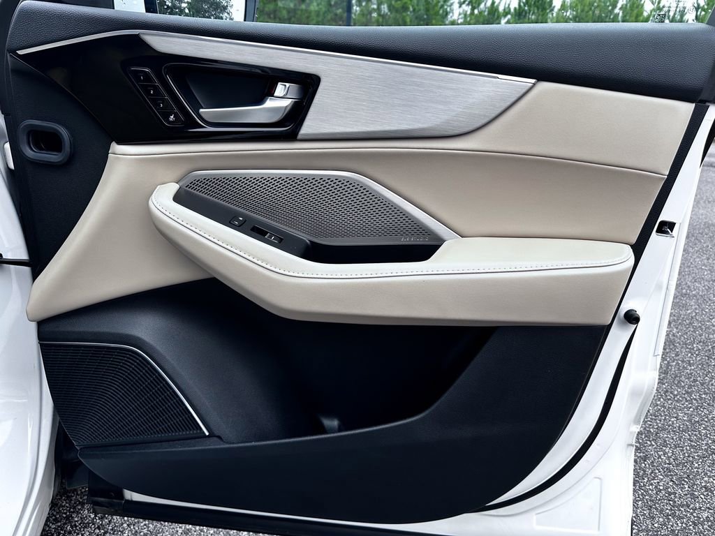 Used 2024 Acura MDX SH-AWD w/ Technology Package image 39