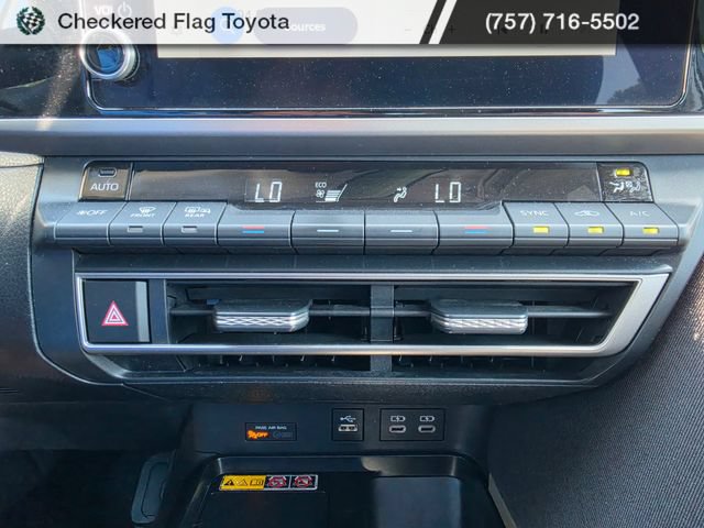 Used 2025 Toyota Camry LE FWD image 14