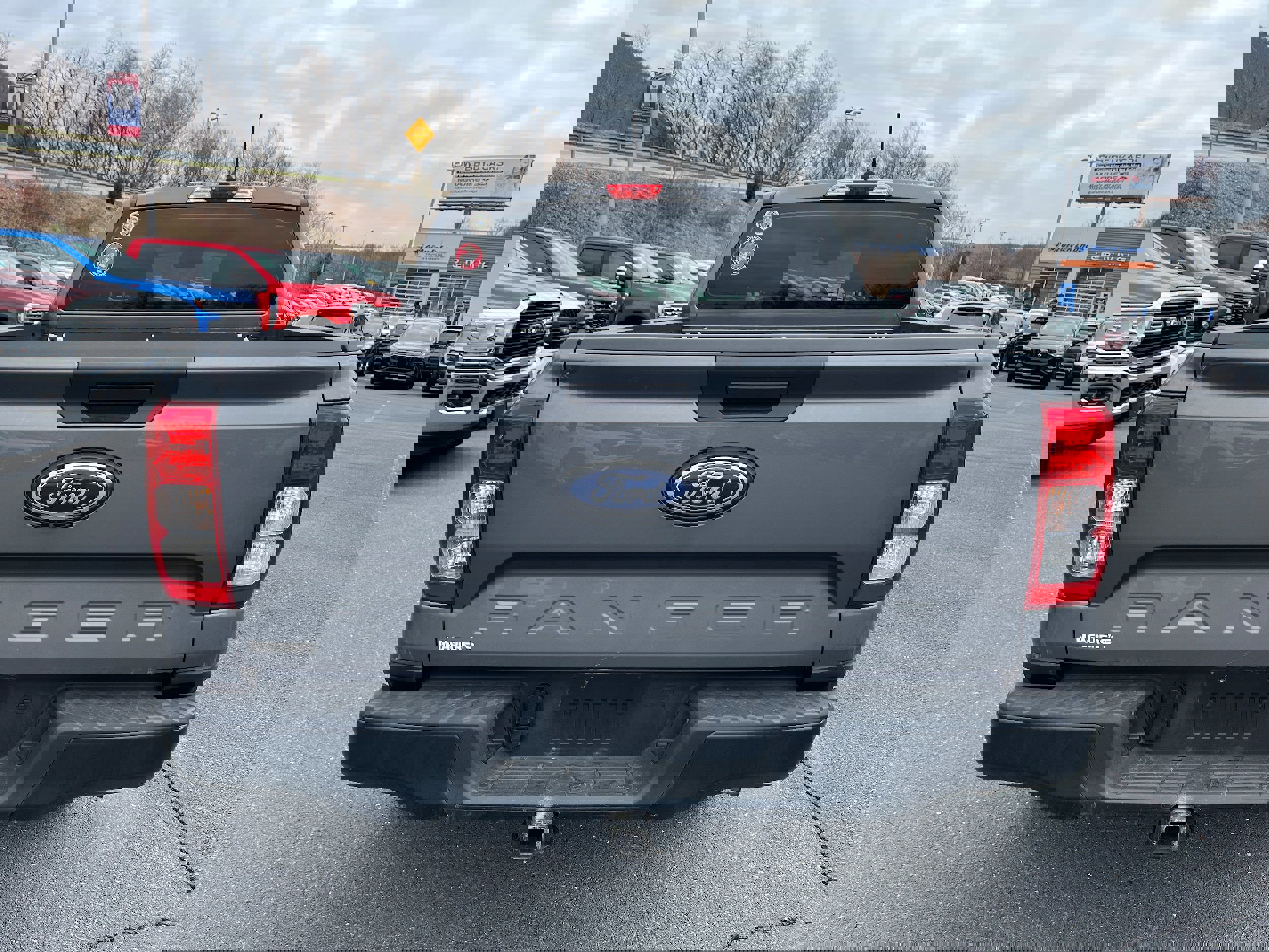 Used 2024 Ford Ranger XL w/ Trailer Tow Package image 5