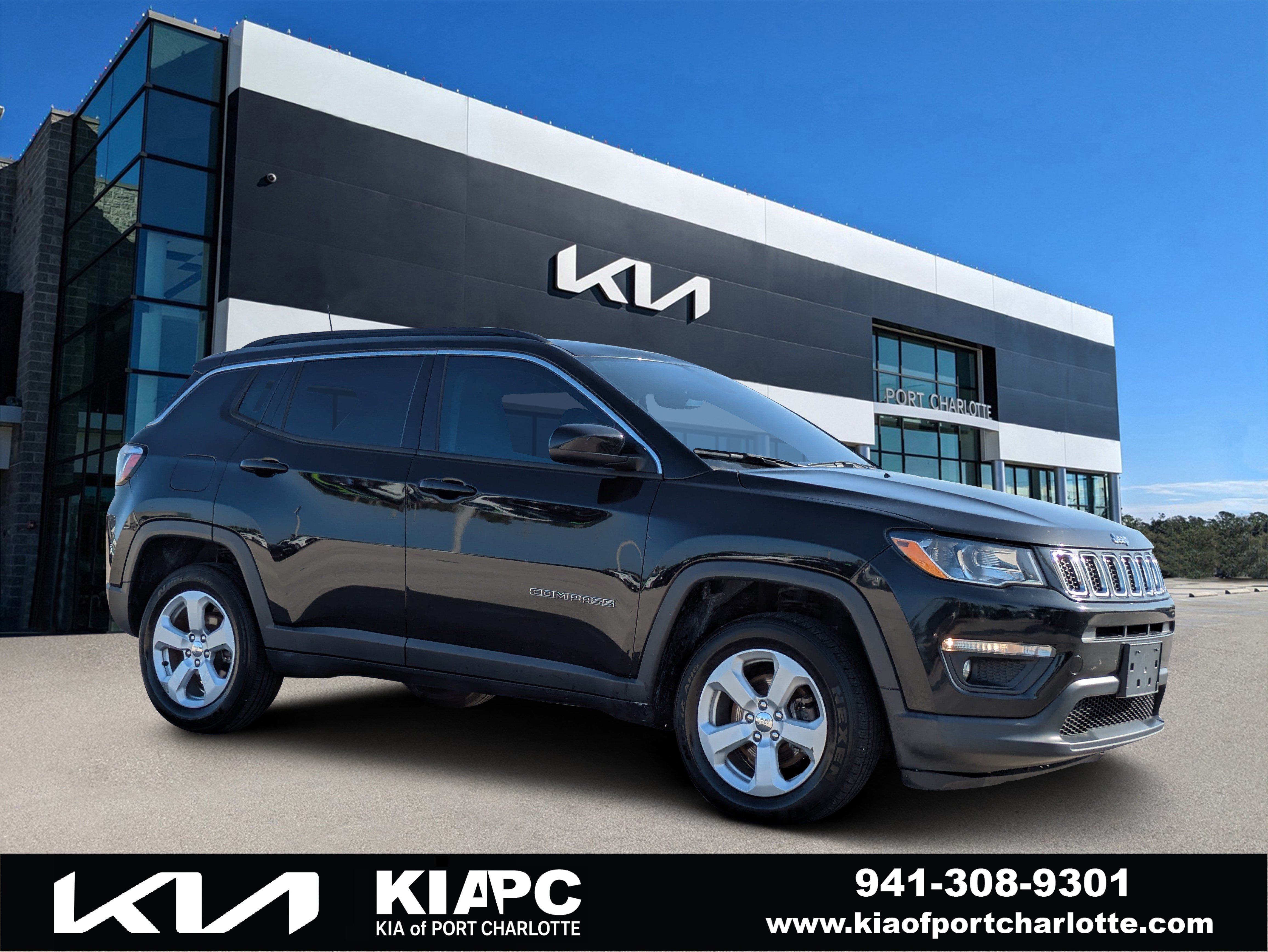 Used 2021 Jeep Compass Latitude w/ Convenience Group AWD/4WD image 1