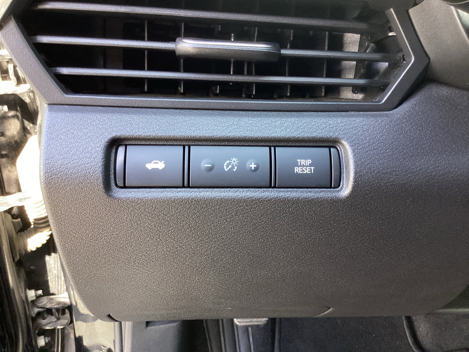 Used 2024 Nissan Altima 2.5 SV image 28