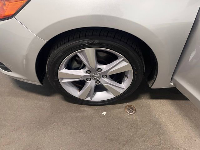 Used 2015 Acura ILX w/ Premium Package image 30