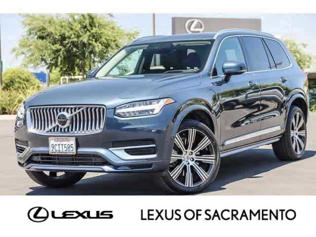Used 2022 Volvo XC90 T8 Inscription w/ Lounge Package