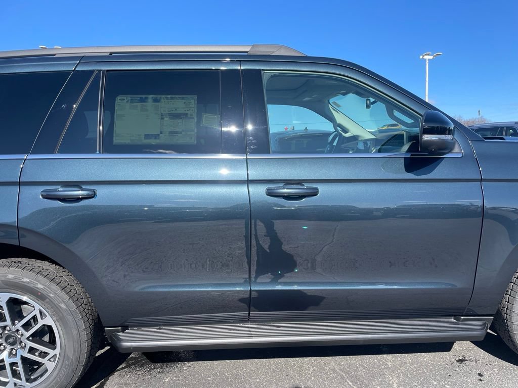 New 2026 Ford Expedition Active AWD/4WD image 36