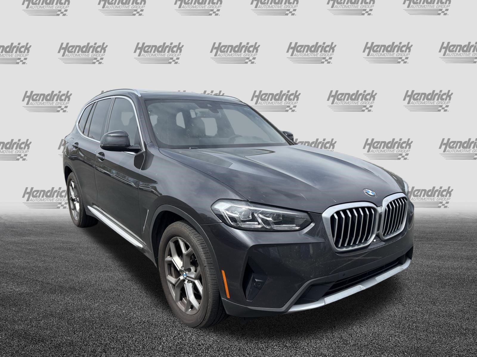 Used 2023 BMW X3 sDrive30i w/ Premium Package image 2