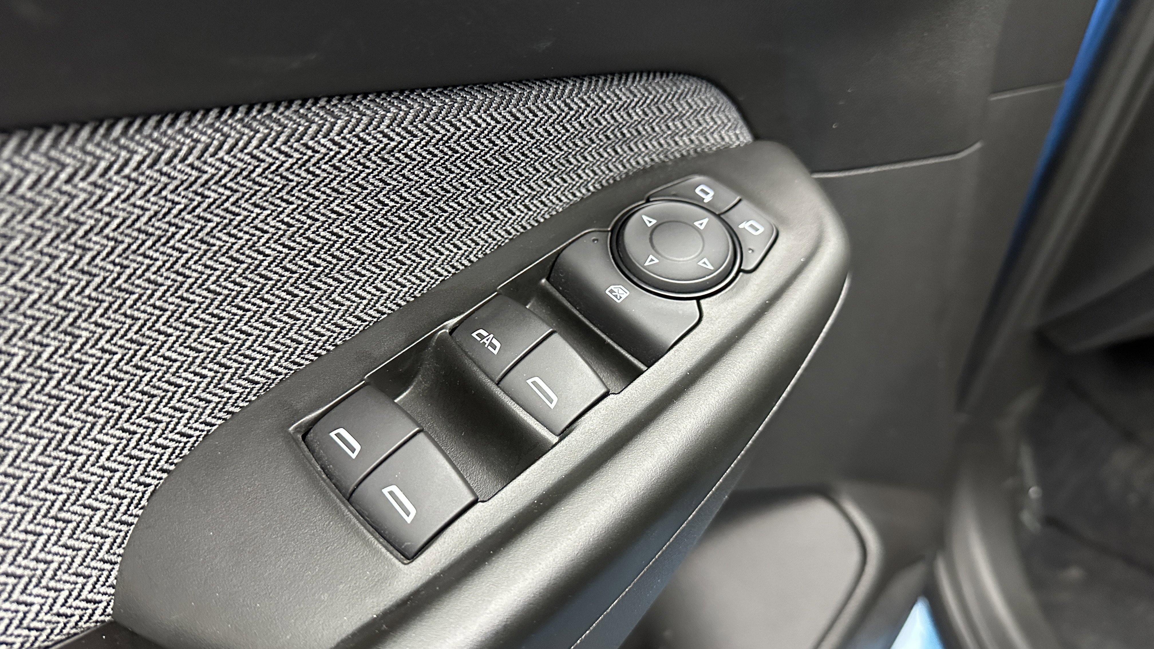 Used 2025 Chevrolet TrailBlazer LT image 11