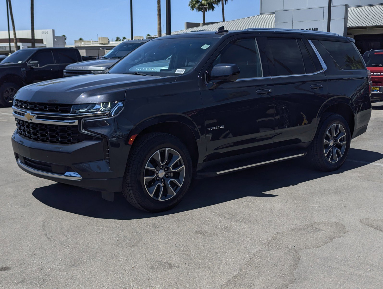 Used 2023 Chevrolet Tahoe LS RWD image 5