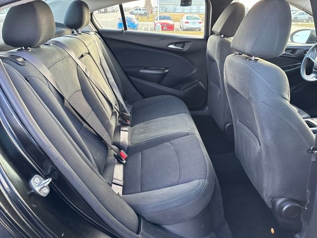 Used 2016 Chevrolet Cruze LT image 23