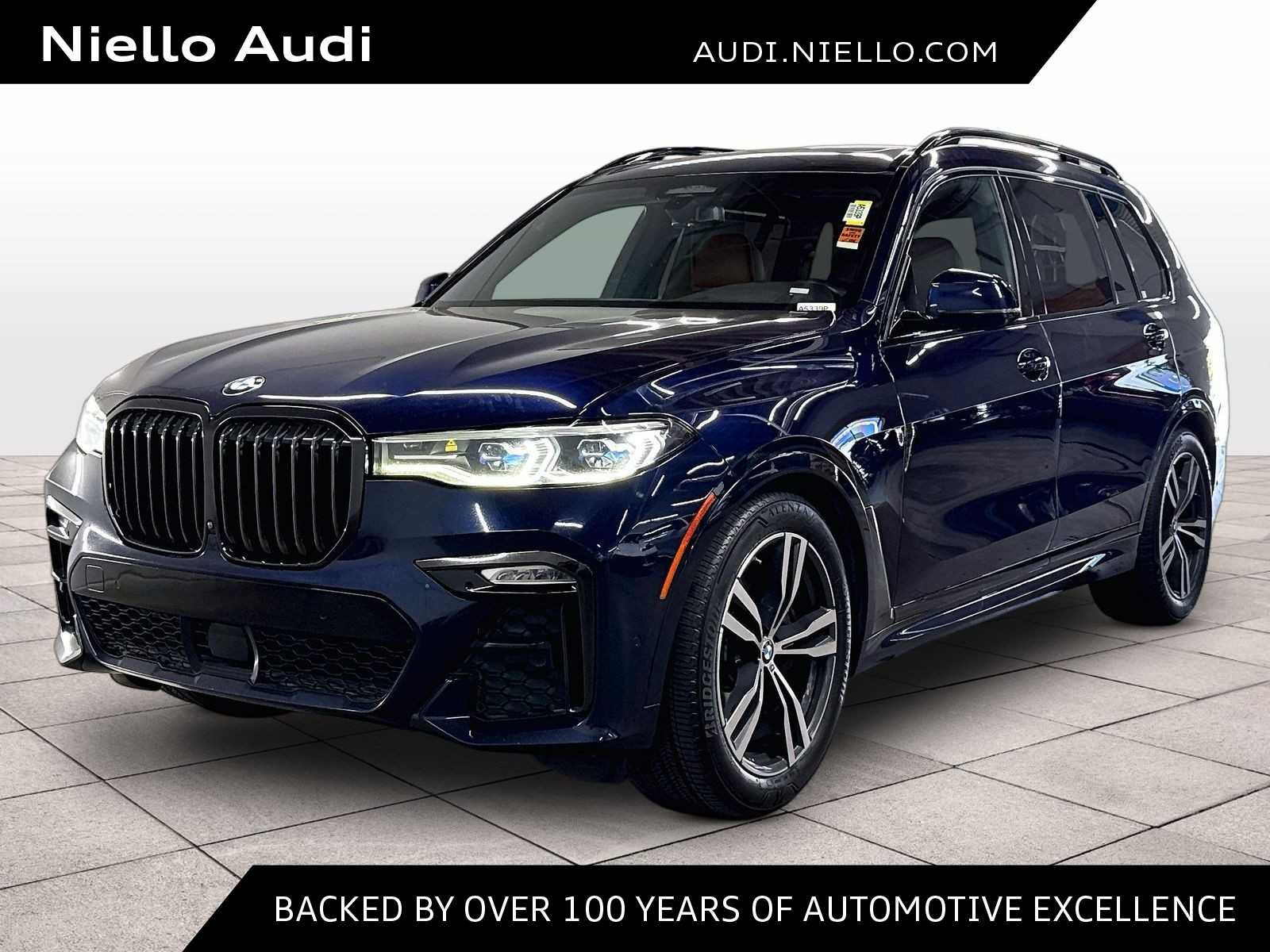 Used 2021 BMW X7 M50i AWD/4WD image 1