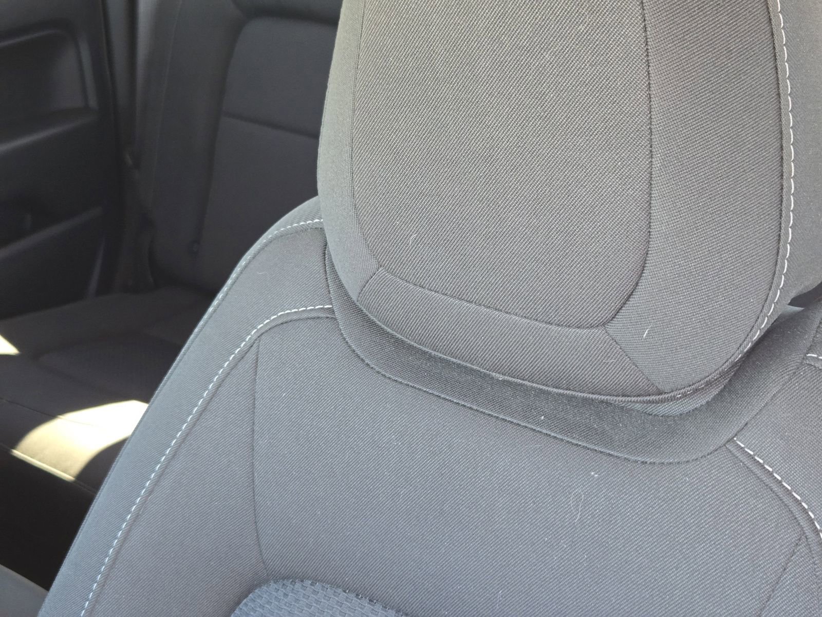 Used 2021 Chevrolet Colorado LT w/ LT Convenience Package image 18