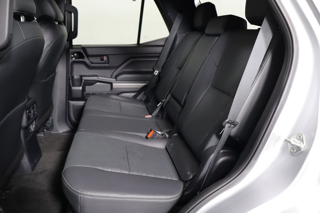 Used 2025 Toyota 4Runner TRD Sport Premium AWD/4WD image 16