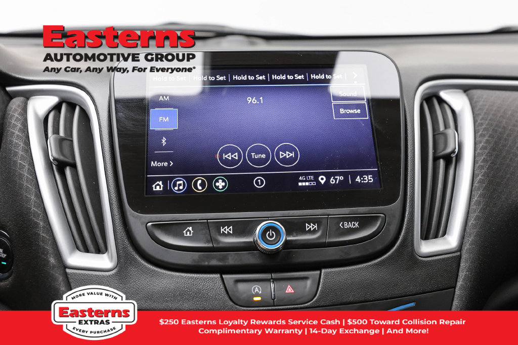 Used 2024 Chevrolet Malibu RS FWD image 19