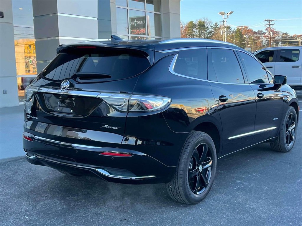 Used 2023 Buick Enclave Avenir w/ Avenir Technology Package image 3