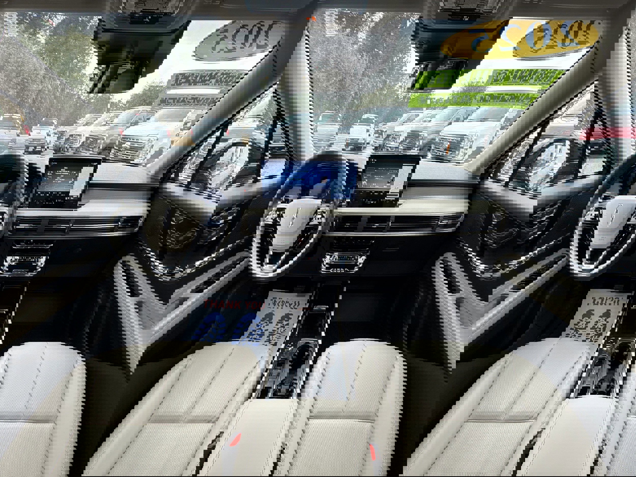 Used 2025 Lincoln Corsair FWD w/ Equipment Group 101A image 11