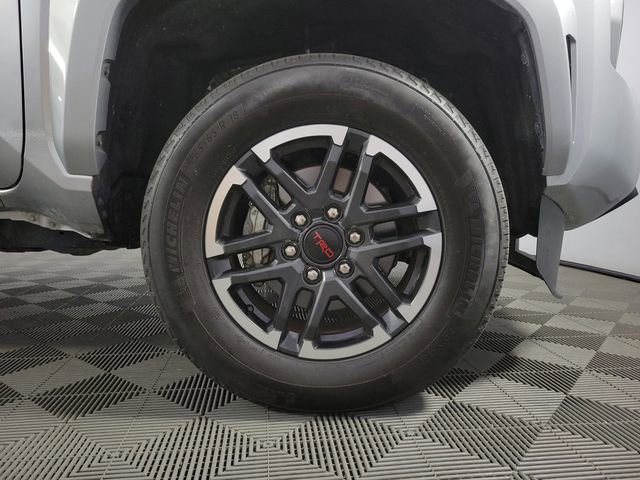 Used 2024 Toyota Tacoma TRD Sport AWD/4WD image 11