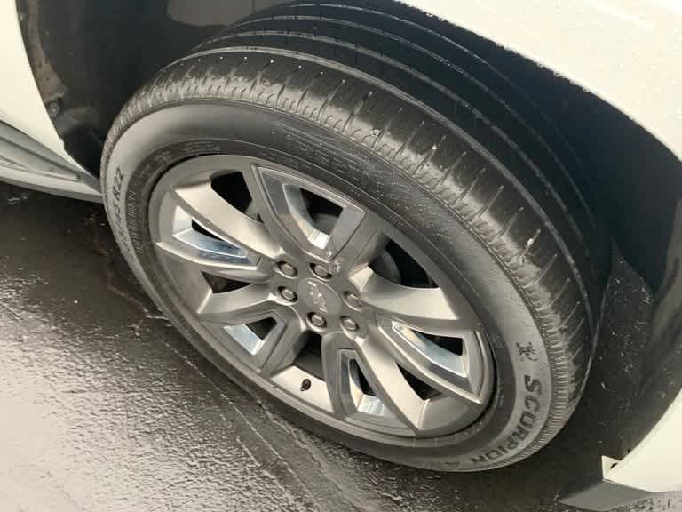 Used 2018 Chevrolet Tahoe LS w/ All-Season Package AWD/4WD image 8