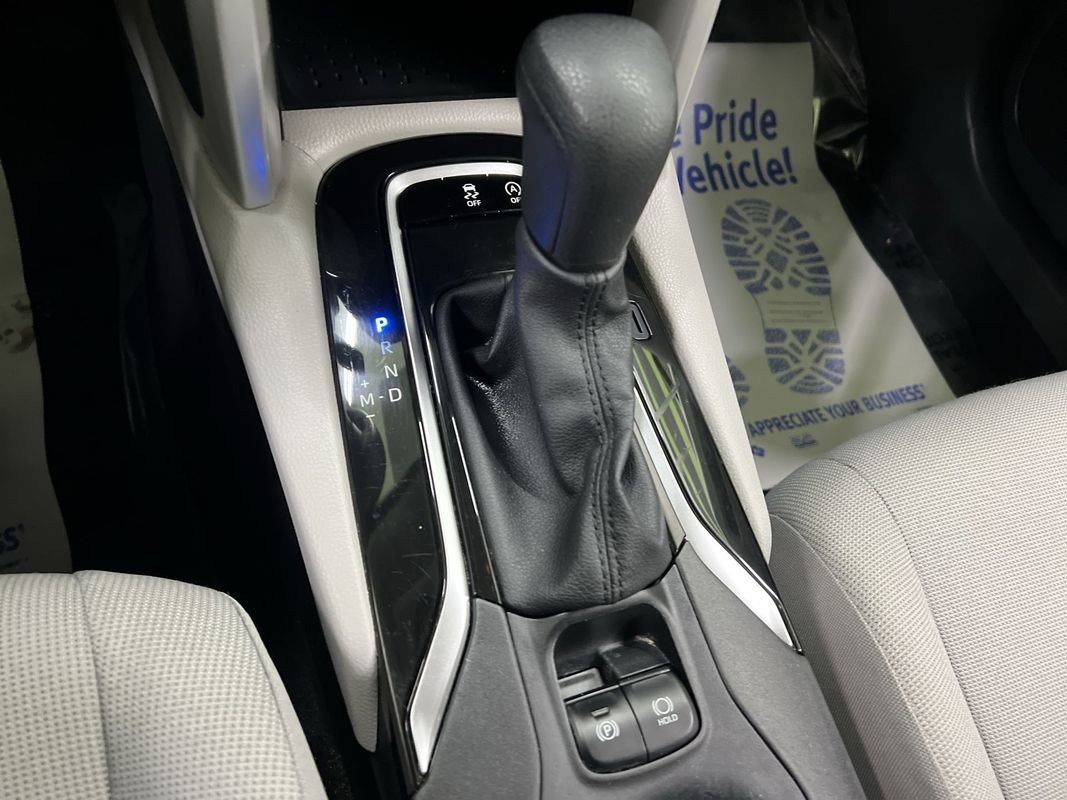 Used 2025 Toyota Corolla Cross L FWD image 22