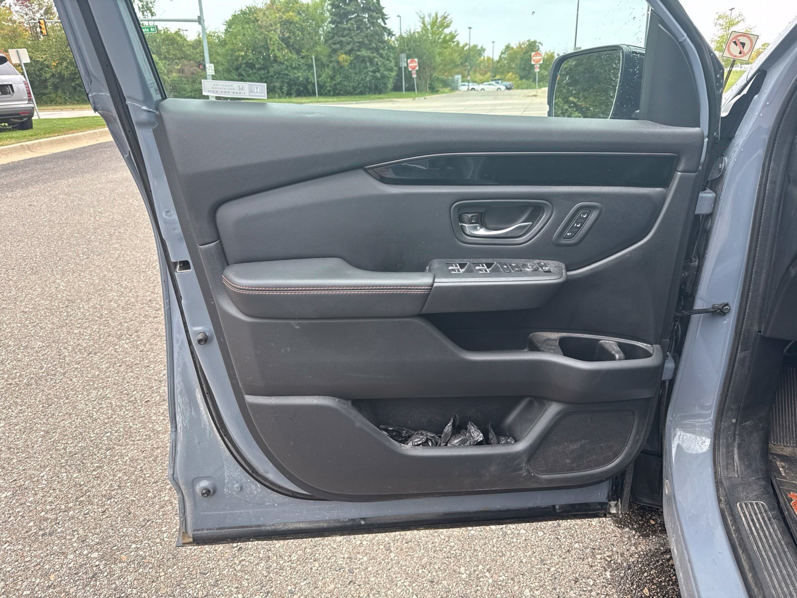 Used 2024 Honda Pilot TrailSport image 21