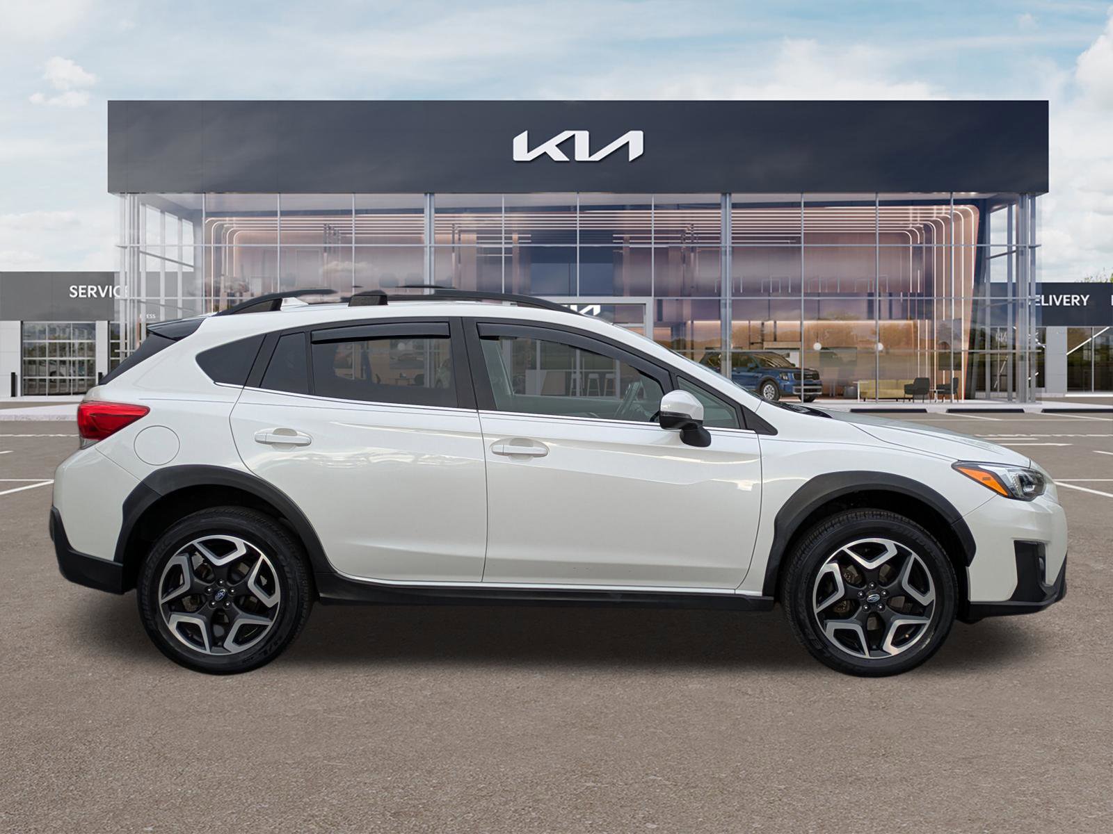 Used 2019 Subaru Crosstrek 2.0i Limited w/ Moonroof Package w/Navigation image 3