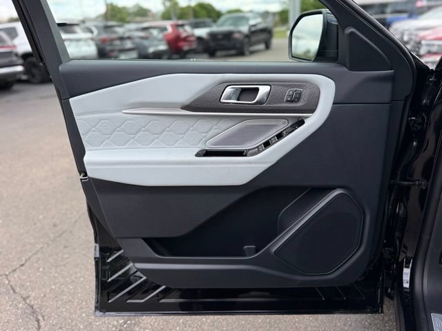 New 2026 Ford Explorer Platinum w/ LUX Leather Package AWD/4WD image 14
