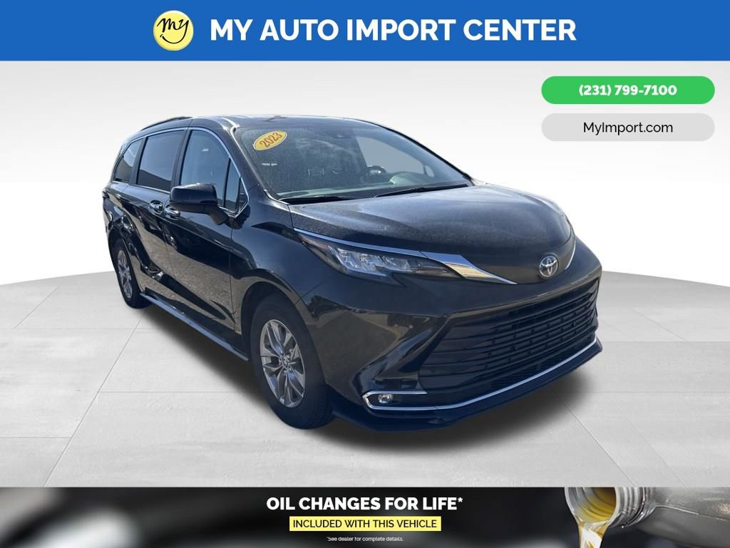 Used 2023 Toyota Sienna XLE