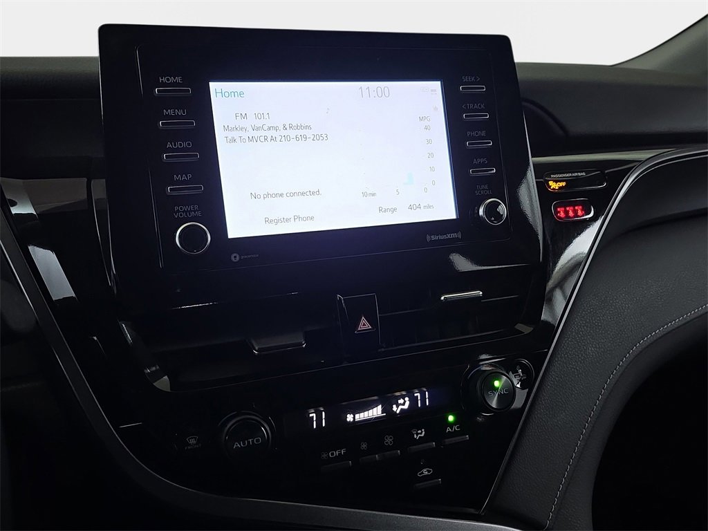 Used 2024 Toyota Camry SE image 22