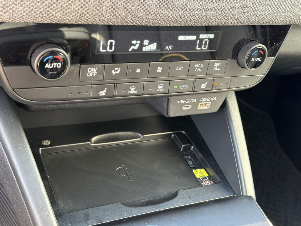 Used 2026 Subaru Outback Limited AWD/4WD image 29