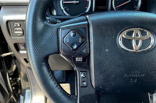 Used 2022 Toyota 4Runner TRD Off-Road Premium image 10