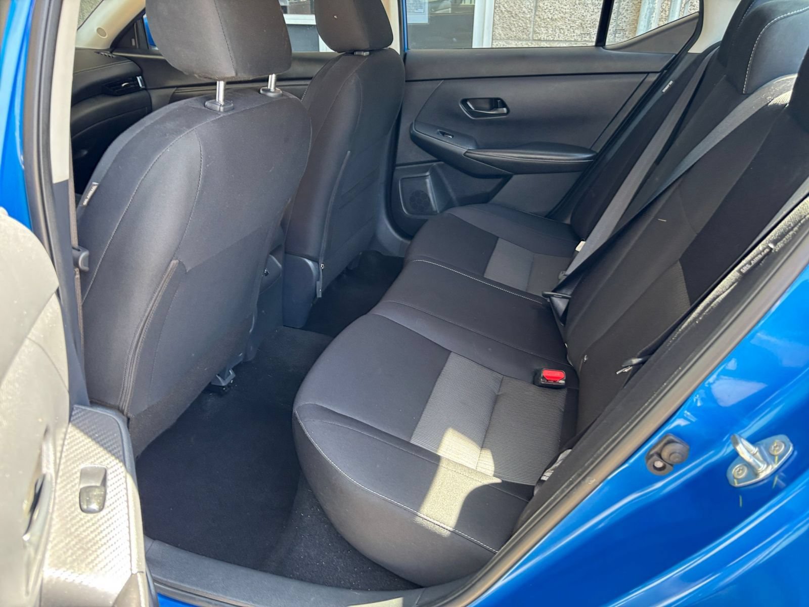 Used 2025 Nissan Sentra SV FWD image 25