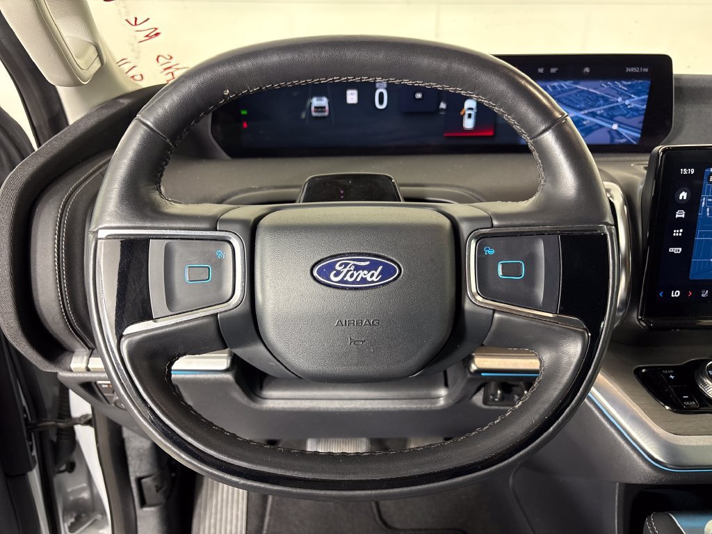 Certified 2025 Ford Expedition Platinum AWD/4WD image 18
