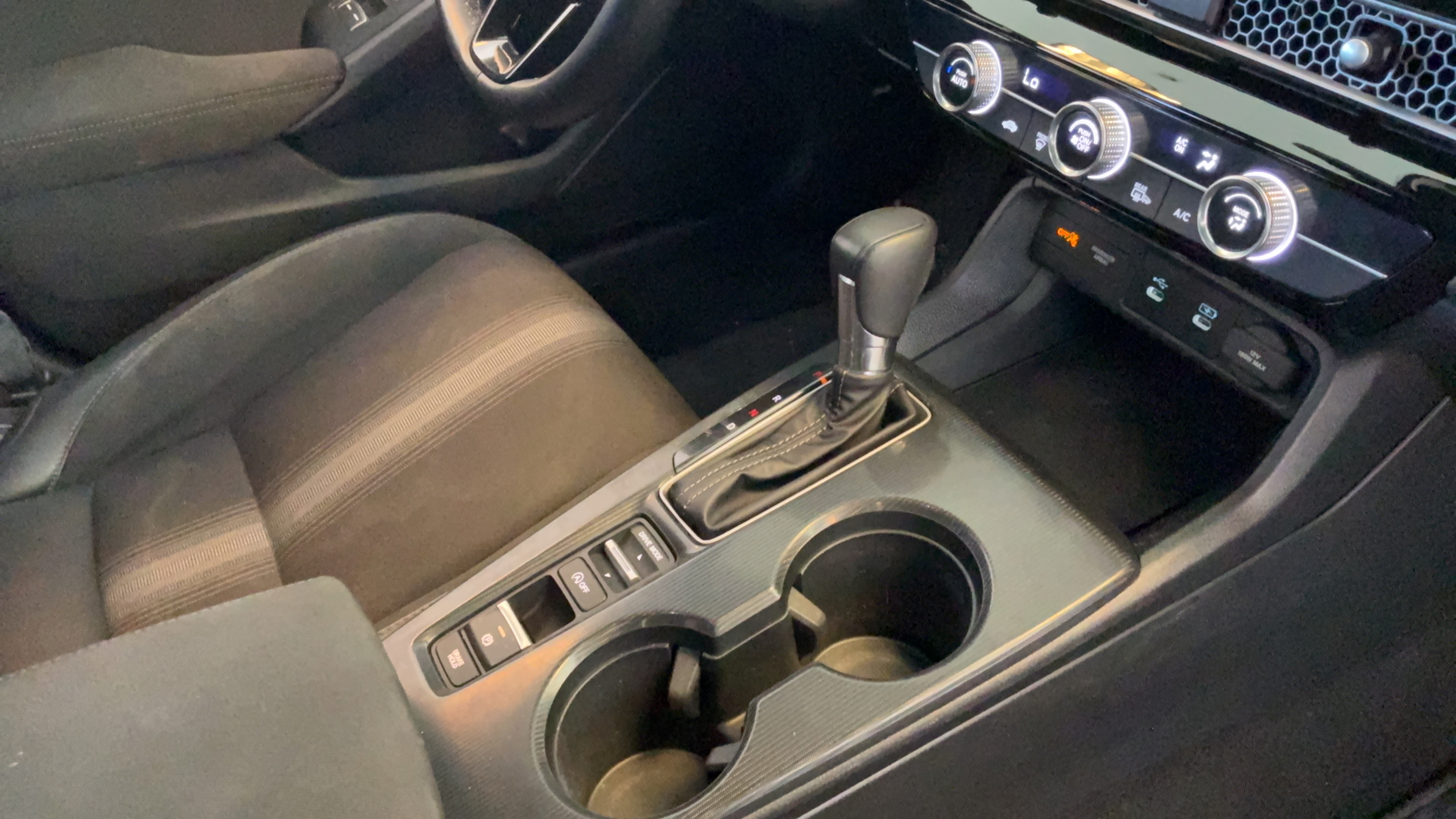 Used 2025 Honda Civic Sport image 38