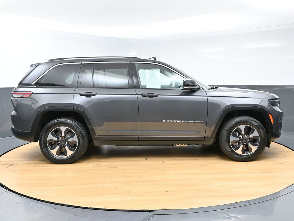 Used 2024 Jeep Grand Cherokee Limited 4xe AWD/4WD image 8