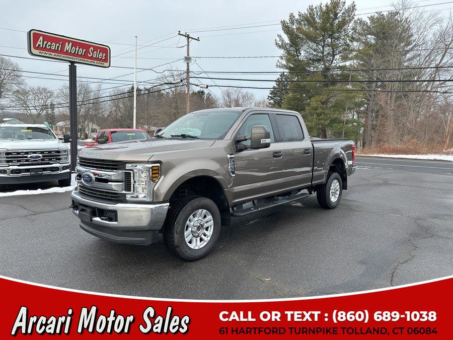 Used 2019 Ford F250 XLT w/ Snow Plow Prep Package image 1