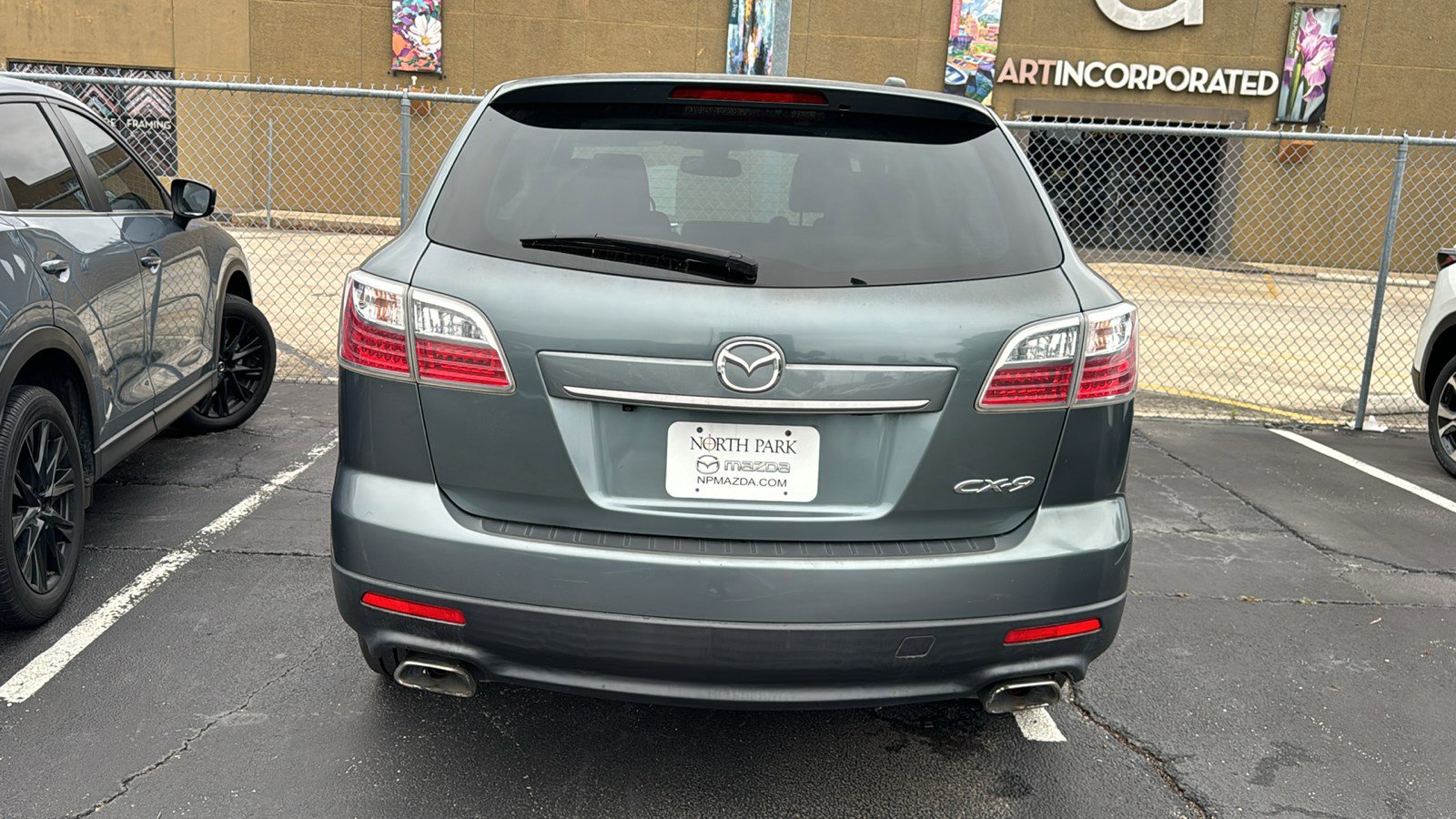 Used 2012 MAZDA CX-9 Grand Touring w/ Moonroof & Bose Audio Pkg FWD image 6