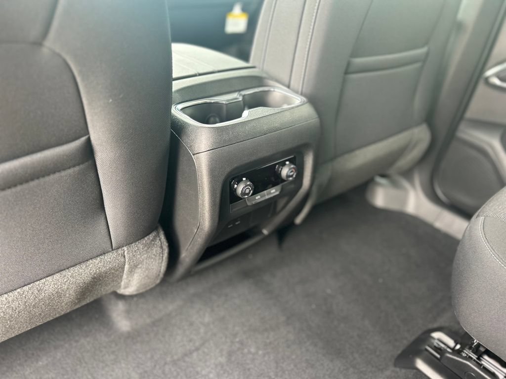 New 2026 Chevrolet Traverse LT FWD image 27