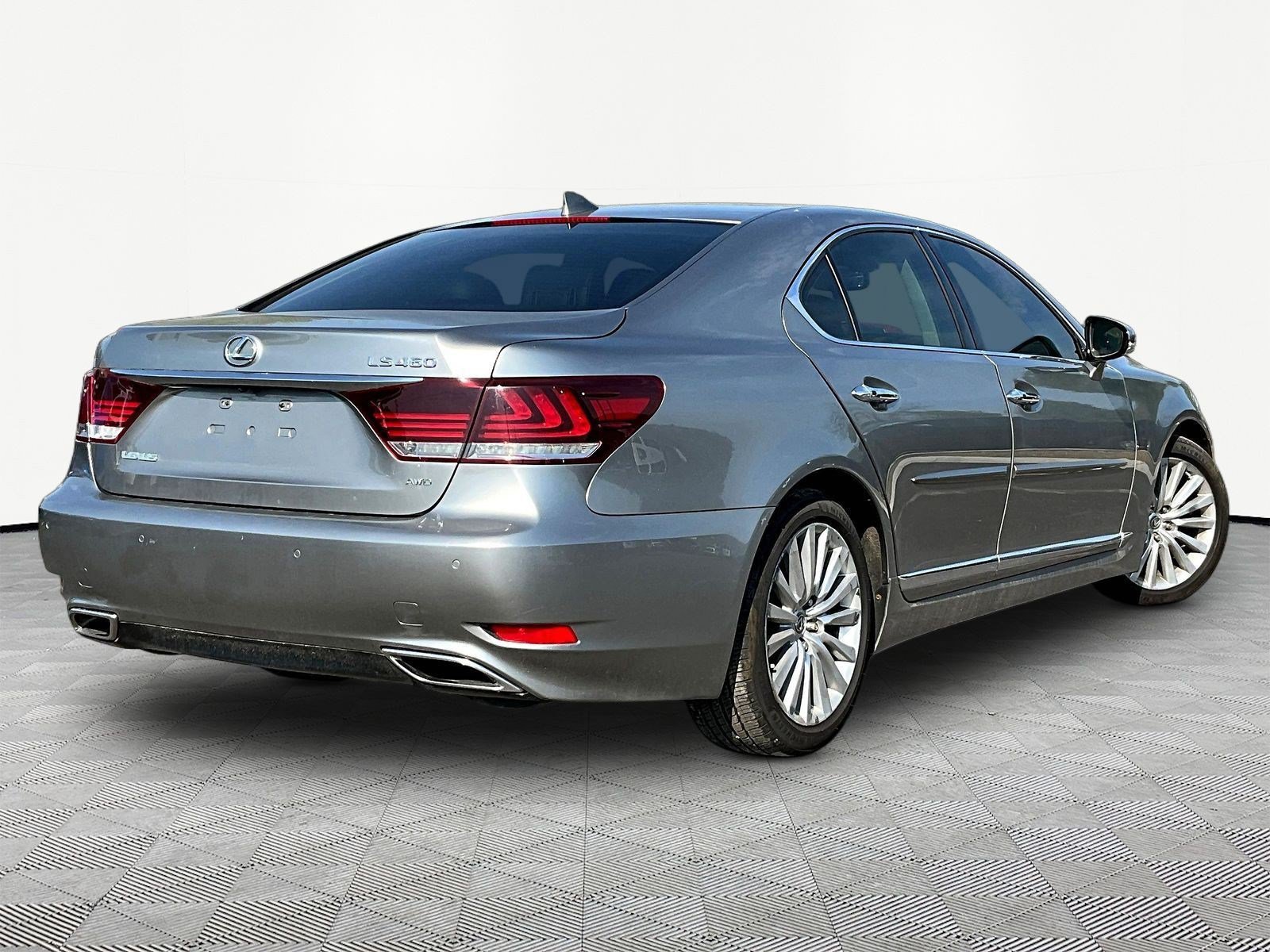 Used 2017 Lexus LS 460 AWD w/ Comfort Package image 10