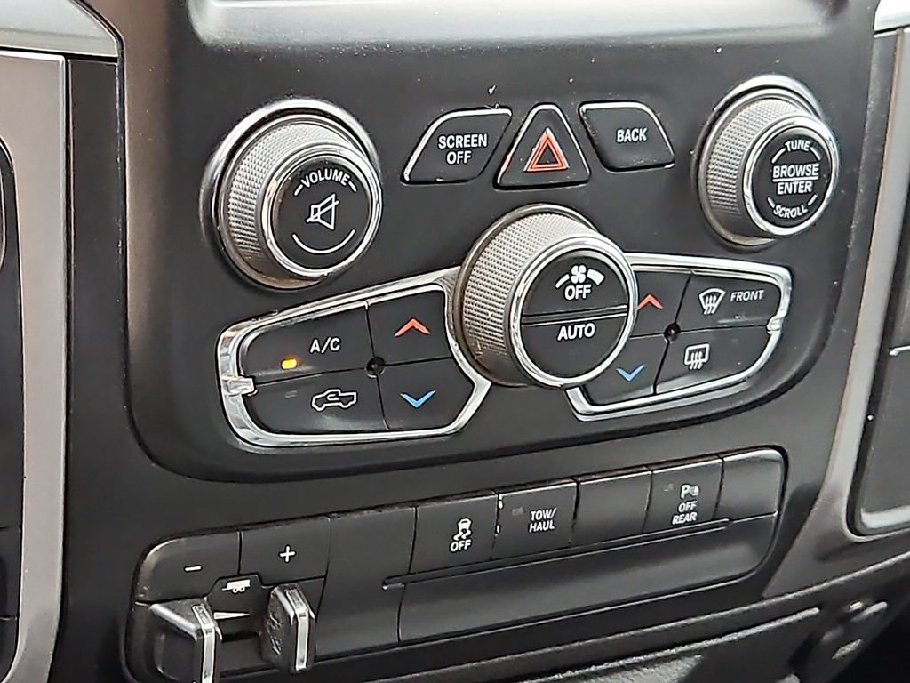Used 2022 RAM 1500 Classic SLT w/ Electronics Group AWD/4WD image 17