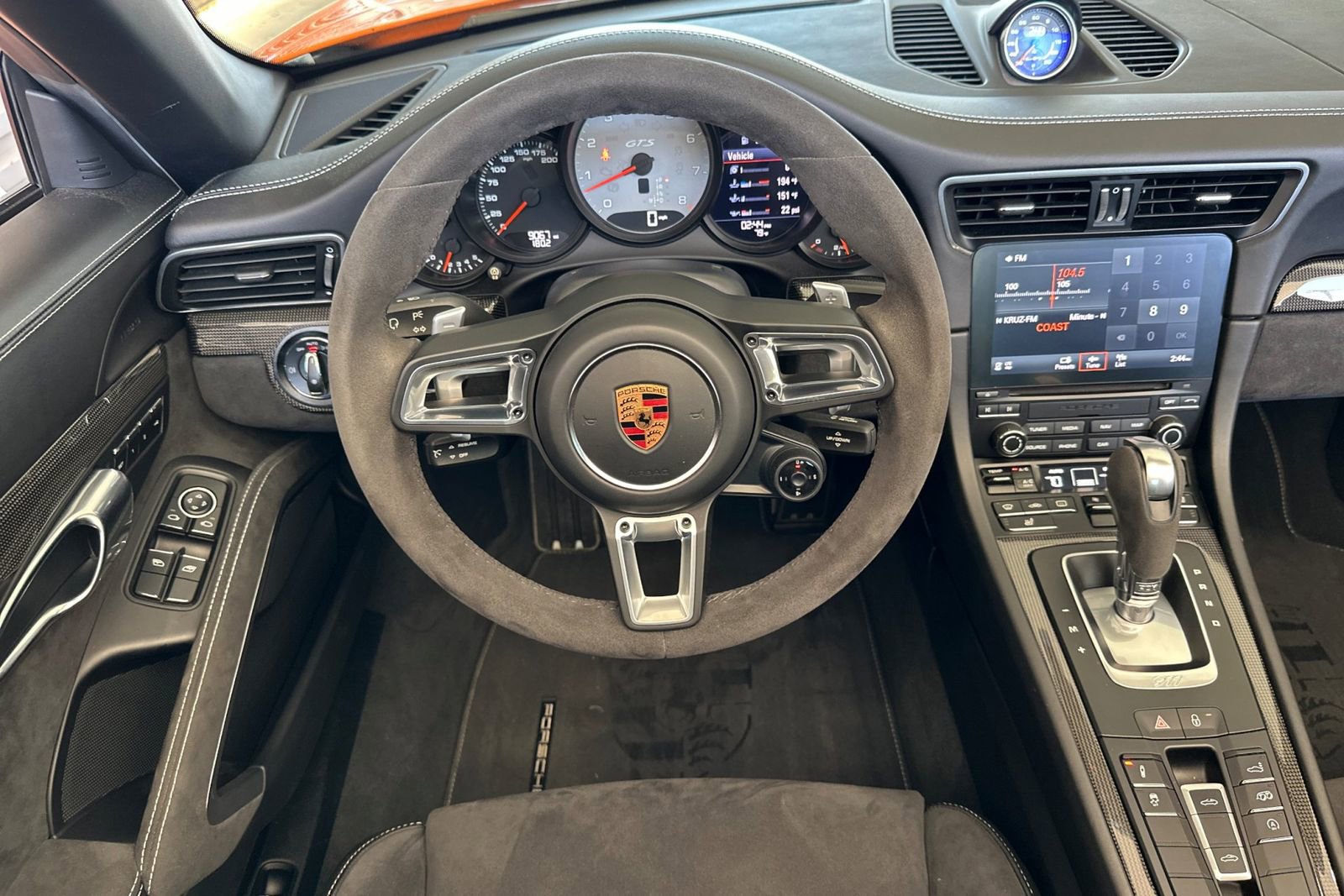 Used 2018 Porsche 911 Targa 4 GTS image 17