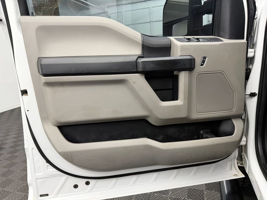 Used 2019 Ford F350 XL w/ Power Equipment Group AWD/4WD image 12