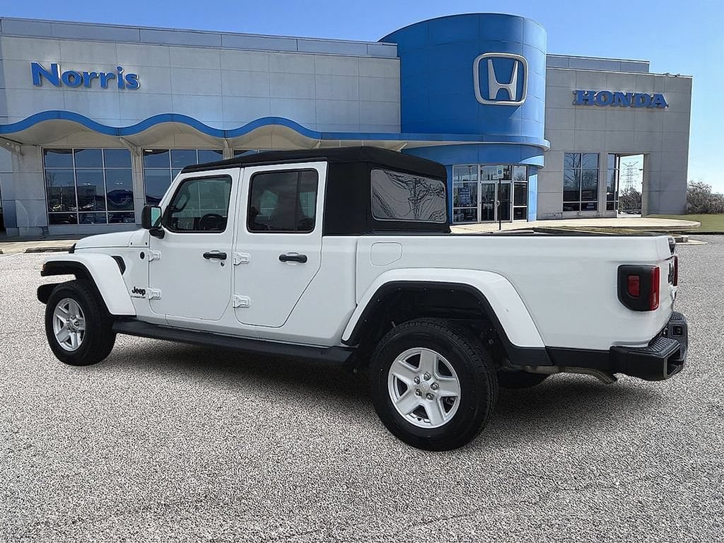 Used 2022 Jeep Gladiator Sport AWD/4WD image 3