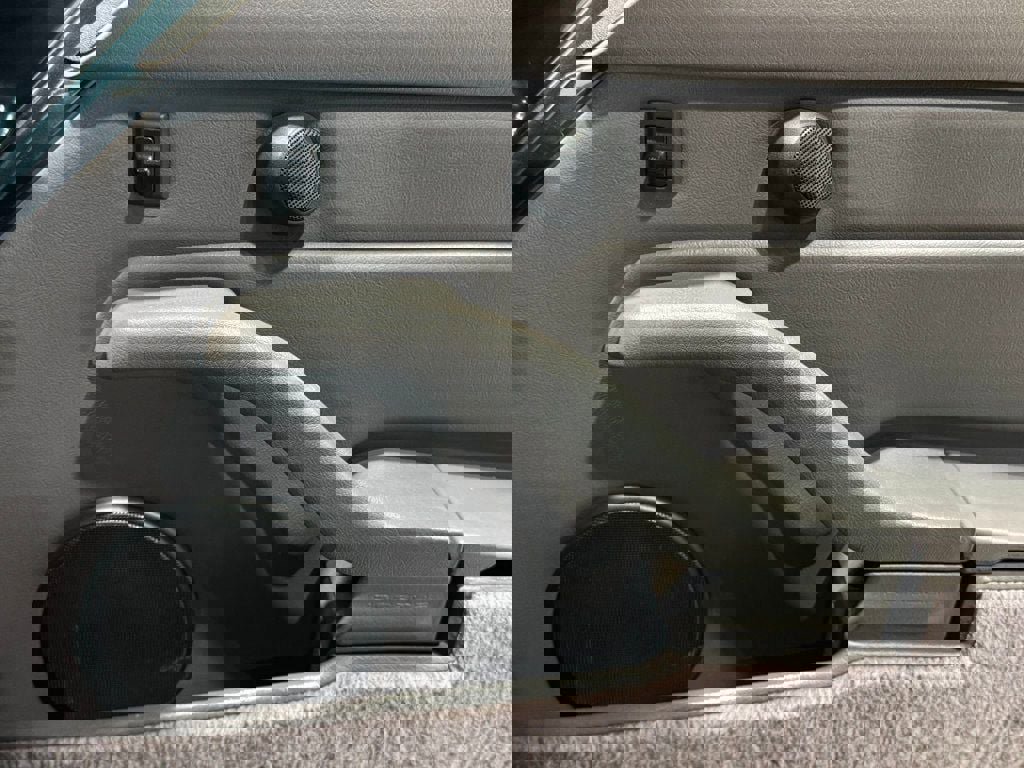 Used 1996 Porsche 911 Cabriolet image 27