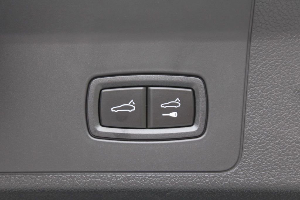 New 2025 Porsche Panamera 4 AWD/4WD image 35